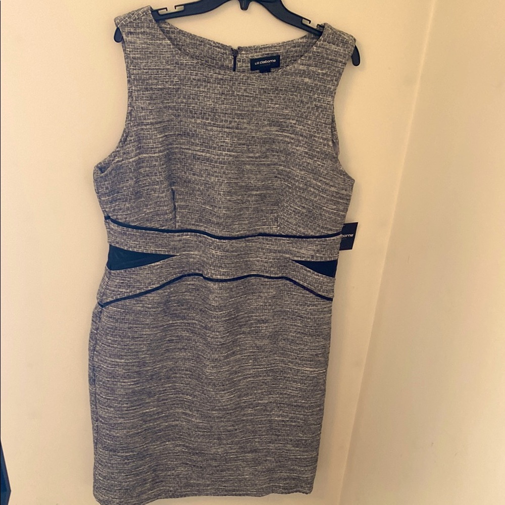 Liz Claiborne, Gray Sleeveless Dress. New with tags. Size 16.